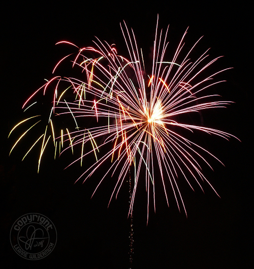 2008 bettendorf iowa fireworks 3 leanne wildermuth