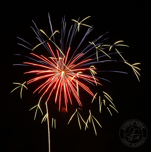 2008 bettendorf iowa fireworks 5 leanne wildermuth